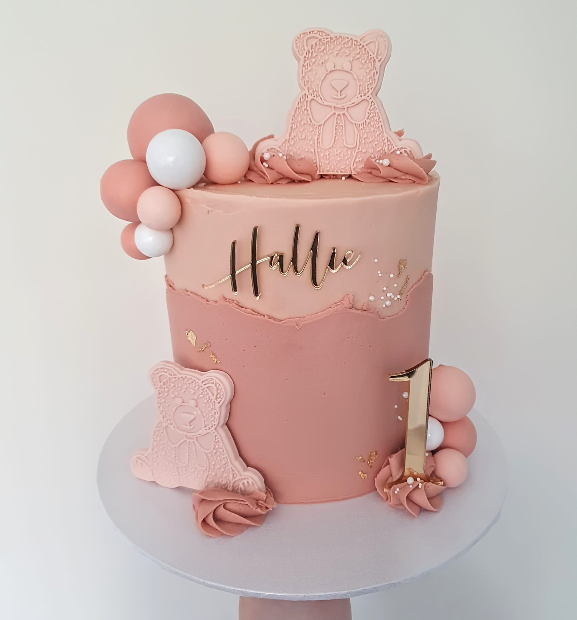 Hattie 1 Birthday Cake Hattie 1 Birthday Cake